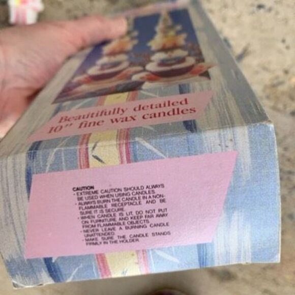 Balancing Bunnies Taper Candles Set Of 2 - 1 Broken - Picture 7 of 7